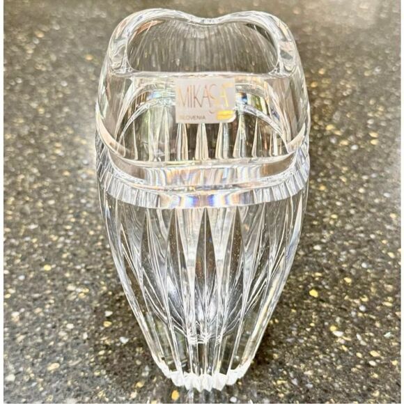Mikasa Crystal Glass Vase. - Picture 1 of 4